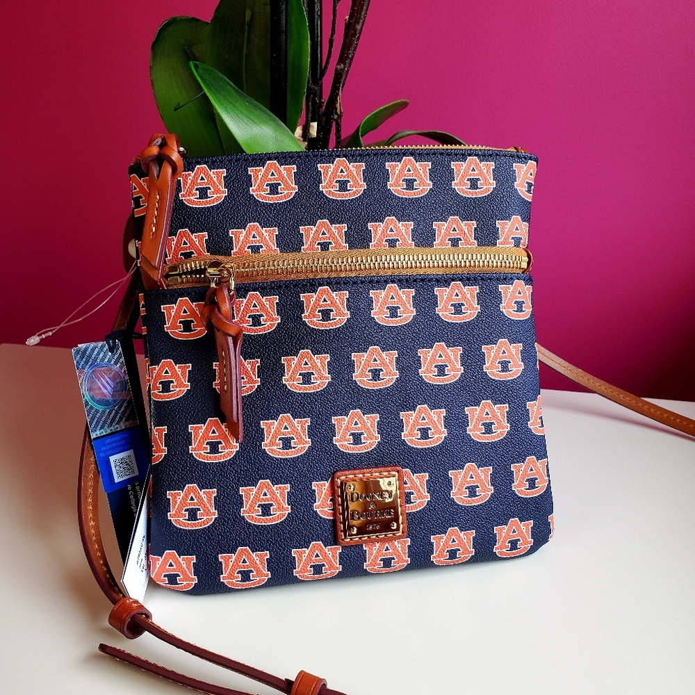Dooney & Bourke